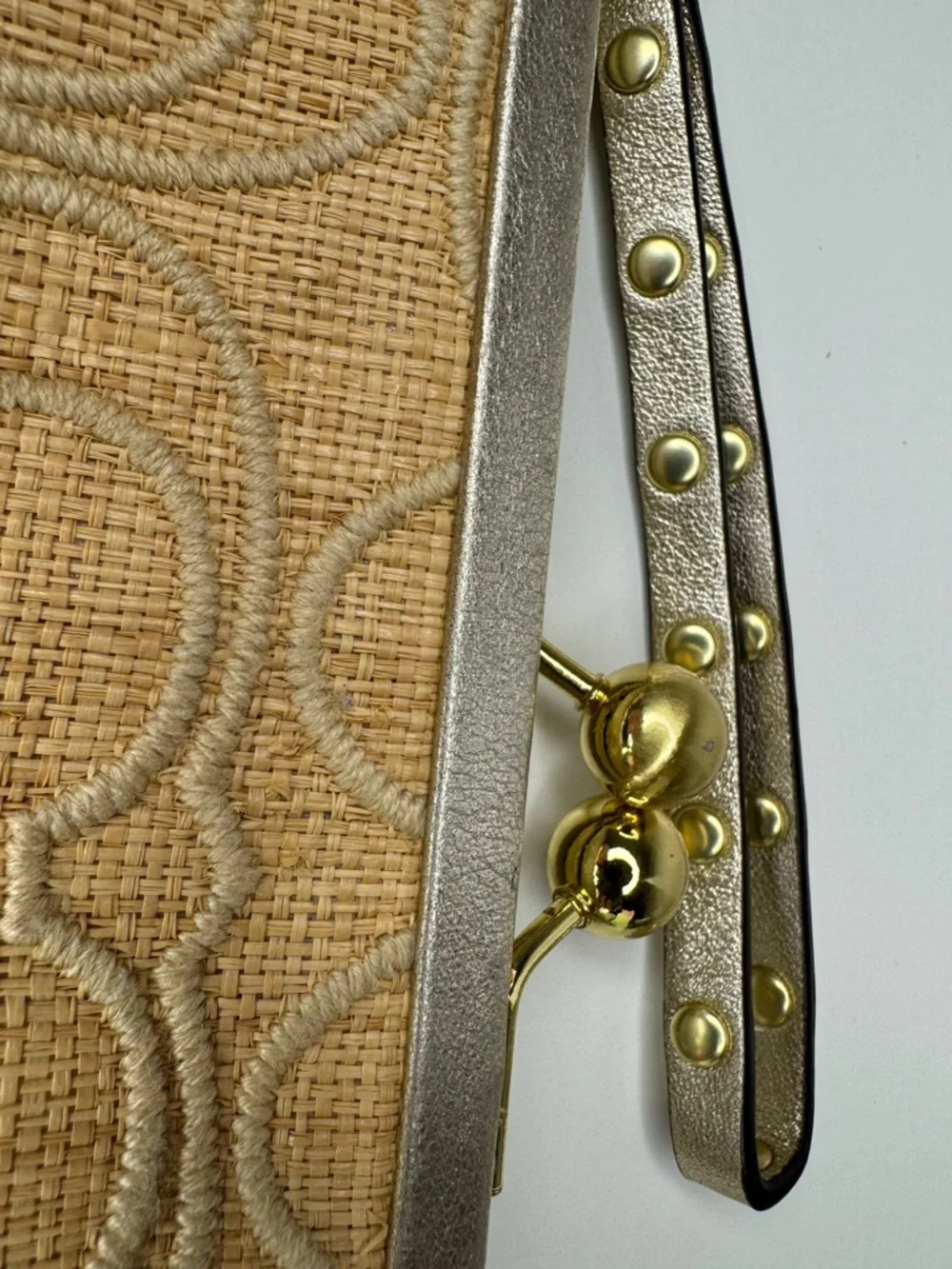 Coach Y2K Straw Frame C Gold Clutch Wristlet  Kisslock Bag